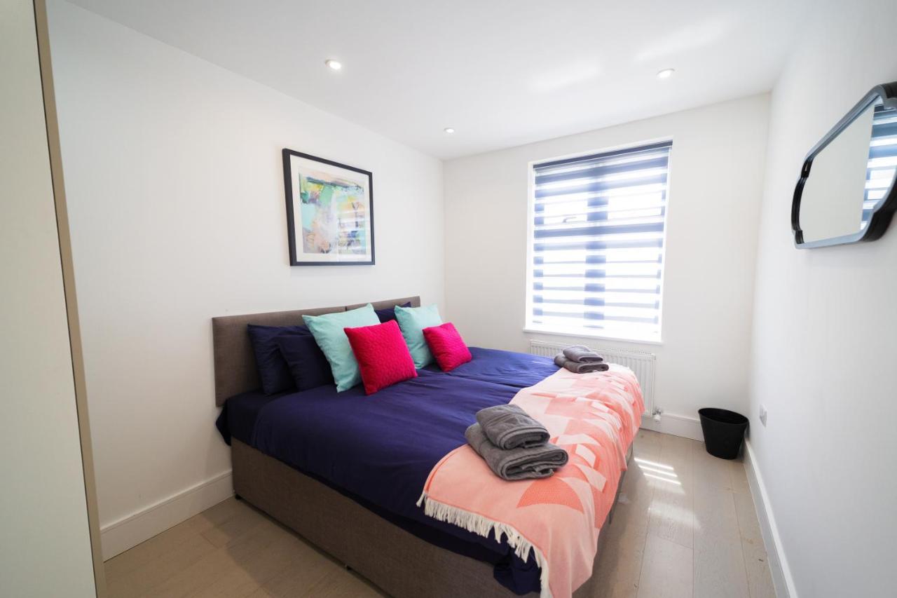 Star London Bell Lane 3-Bed Haven Apartment Hendon Ngoại thất bức ảnh