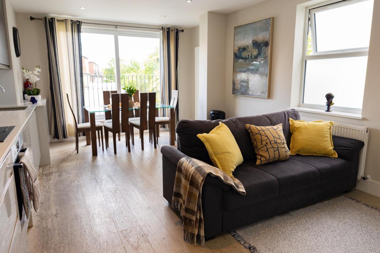 Star London Bell Lane 3-Bed Haven Apartment Hendon Ngoại thất bức ảnh